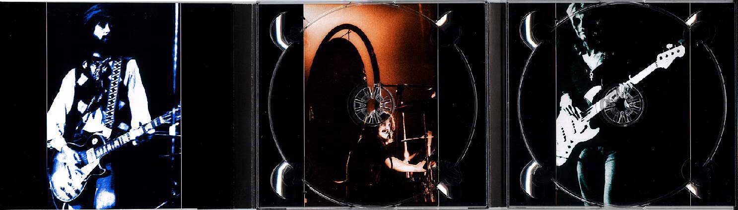 ������� �� 2CD ������� 'Live On Blueberry Hill', ����� Sanctuary, ����� 350 ���. (��� - 285-�).